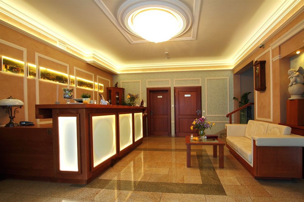 Hotel I Restauracja "Pod Orlem" Kartuzy Ngoại thất bức ảnh